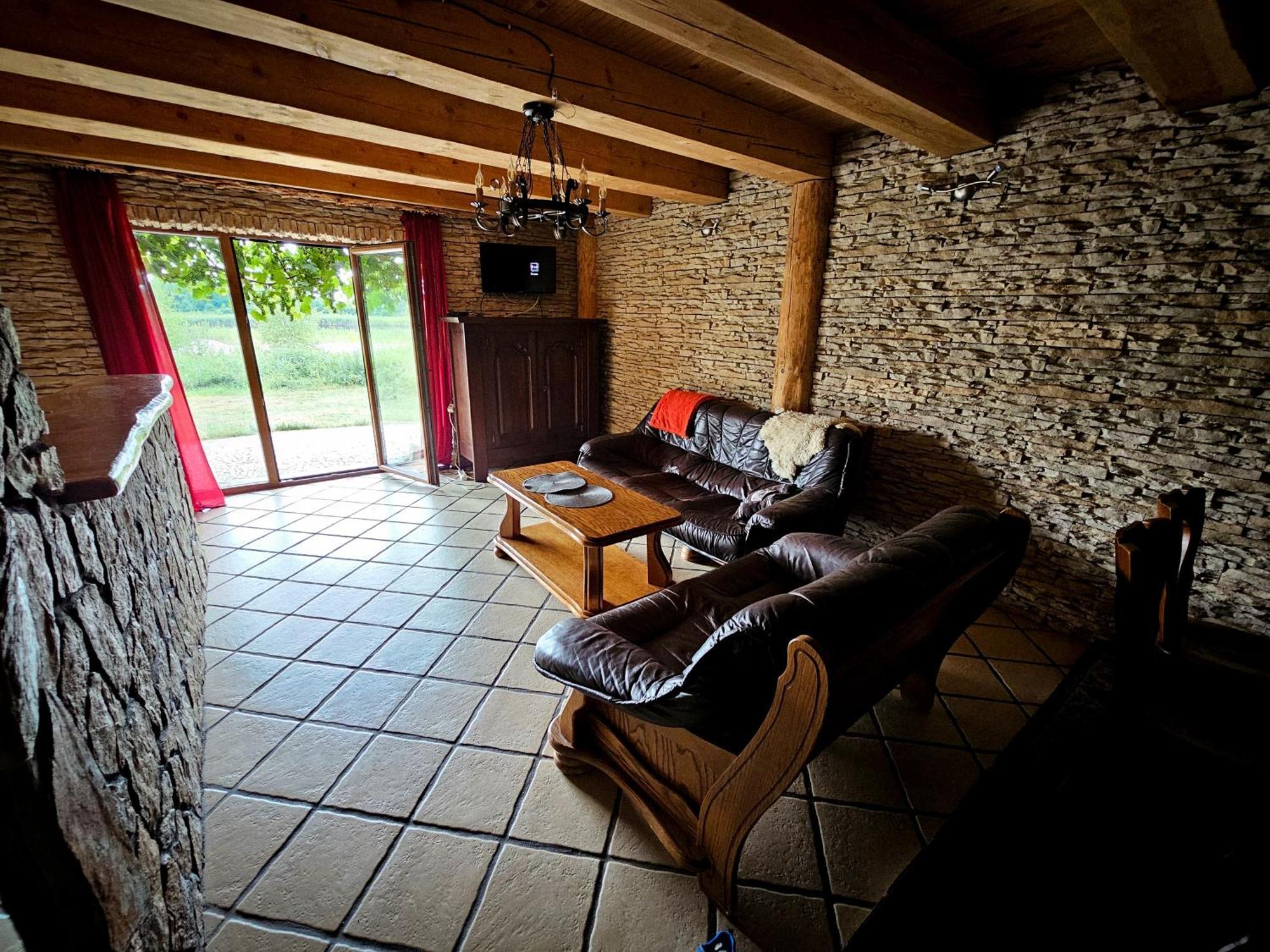 Domek Letniskowy Caloroczny W Rzemieniu Villa Bagian luar foto
