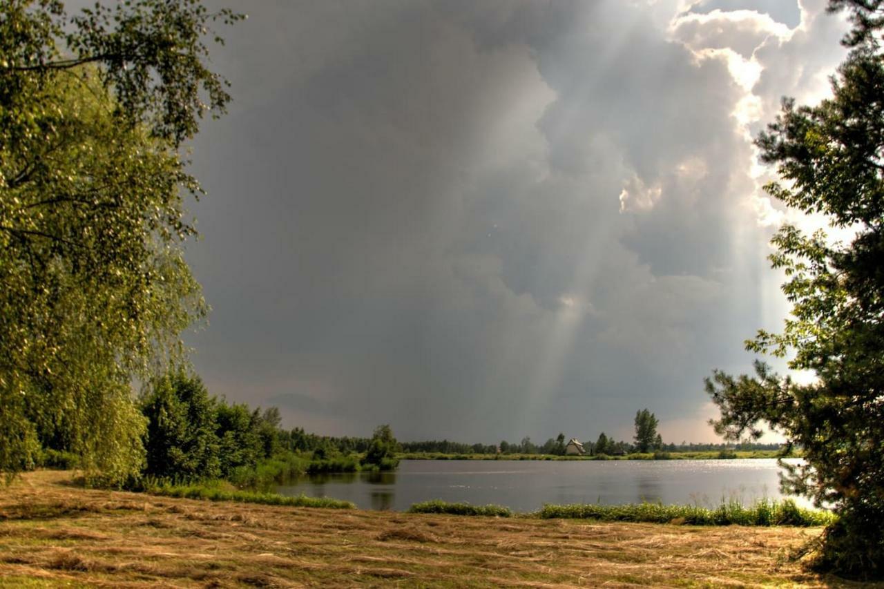 Domek Letniskowy Caloroczny W Rzemieniu Villa Bagian luar foto